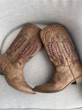 Coconuts by Matisse 'Rancho' Western Cowboy Boots Size 10